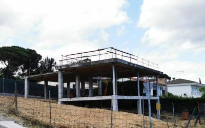 Terreny amb estructura a Riells i Viabrea (Barcelona, 128) 